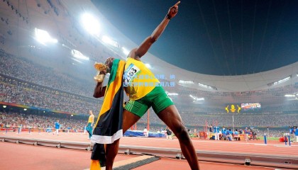 抢七大战惊心动魄，纳达尔逆转晋级温网八强