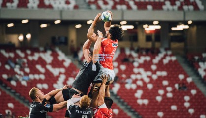 23岁新星打破尘封15年世界纪录，田径史迎来崭新篇章